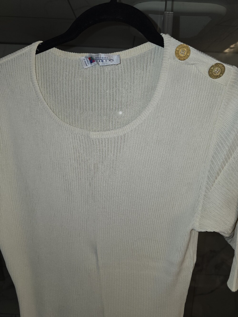 VTG Boutique Givenchy Cream Ribbed Short-Sleeve Viscose Top with Gold Buttons XL